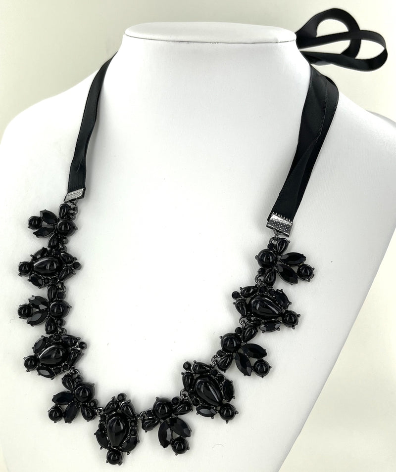 Black Beauty Fashion Necklace