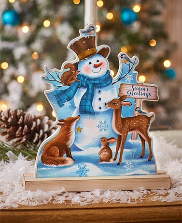 Wooden Snowmen Themed Center Piece